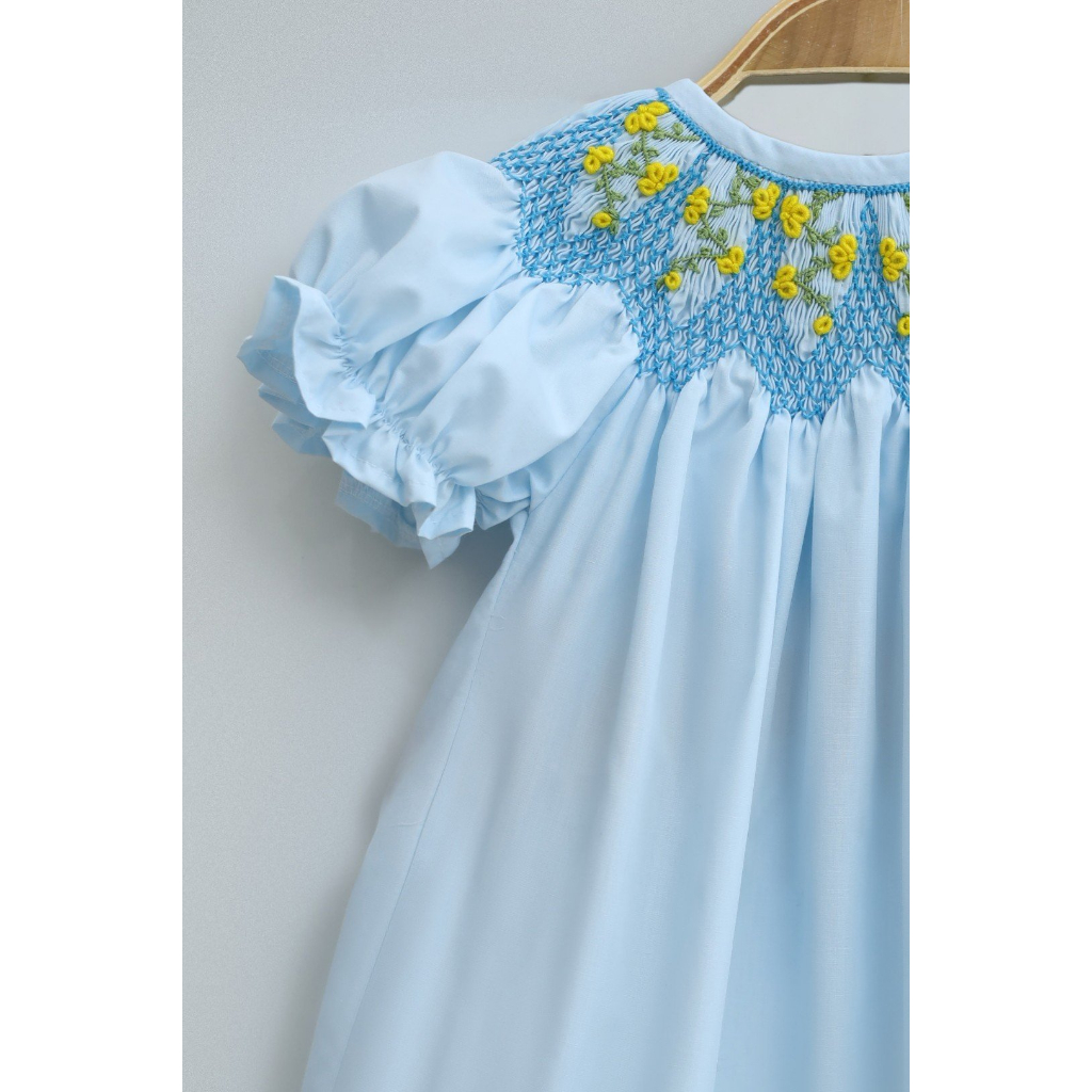 Blue Dress Embroidered With Chrysanthemums At The Collar