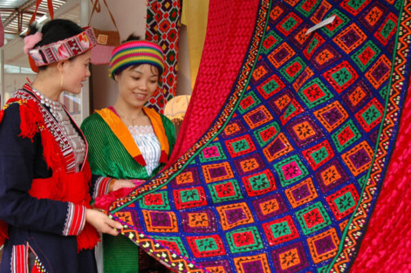 Vietnamese brocade: The quintessence of handmade textiles 1 vietnamese-brocade