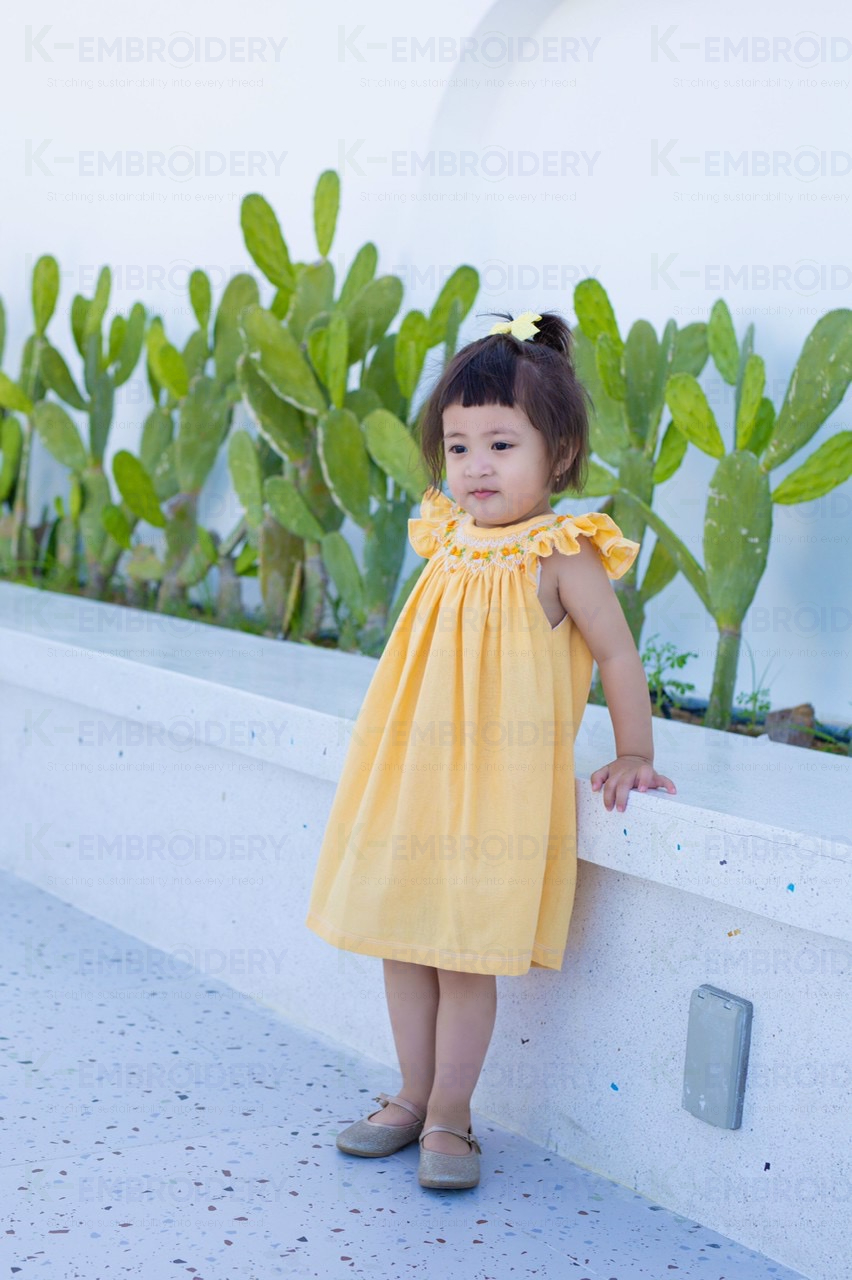 What to Consider When Selecting Kids' Spring/Summer Clothing? 3 Child Models