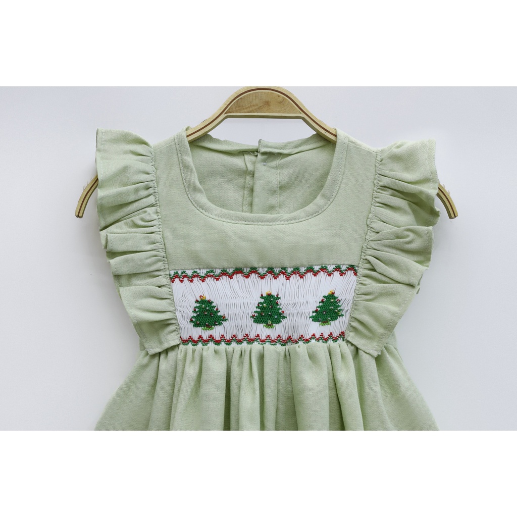 Smocked Sleeveless Green Pine Bishop Dress