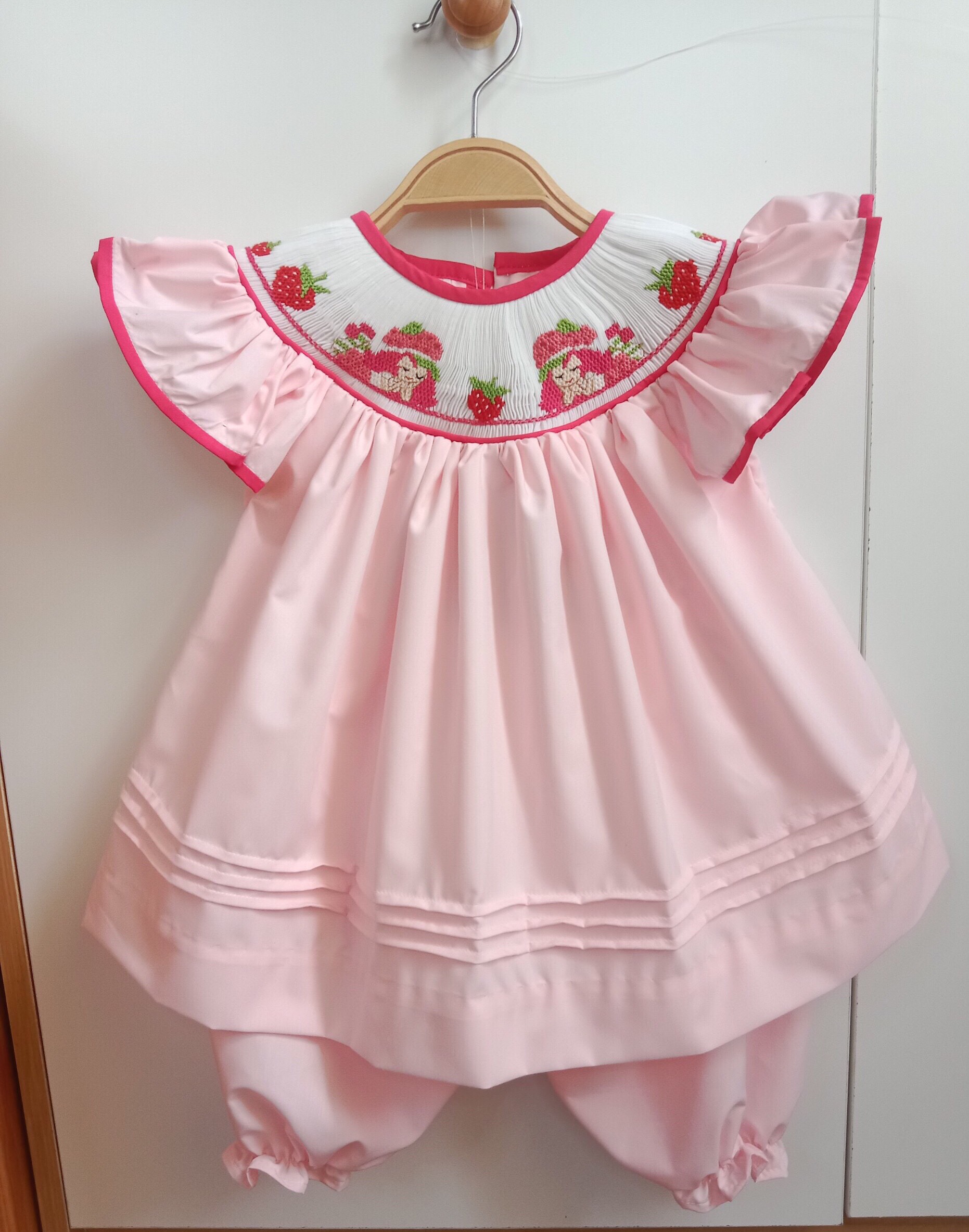 Pink 2 Pieces Sets With Strawberry Girl Motifs