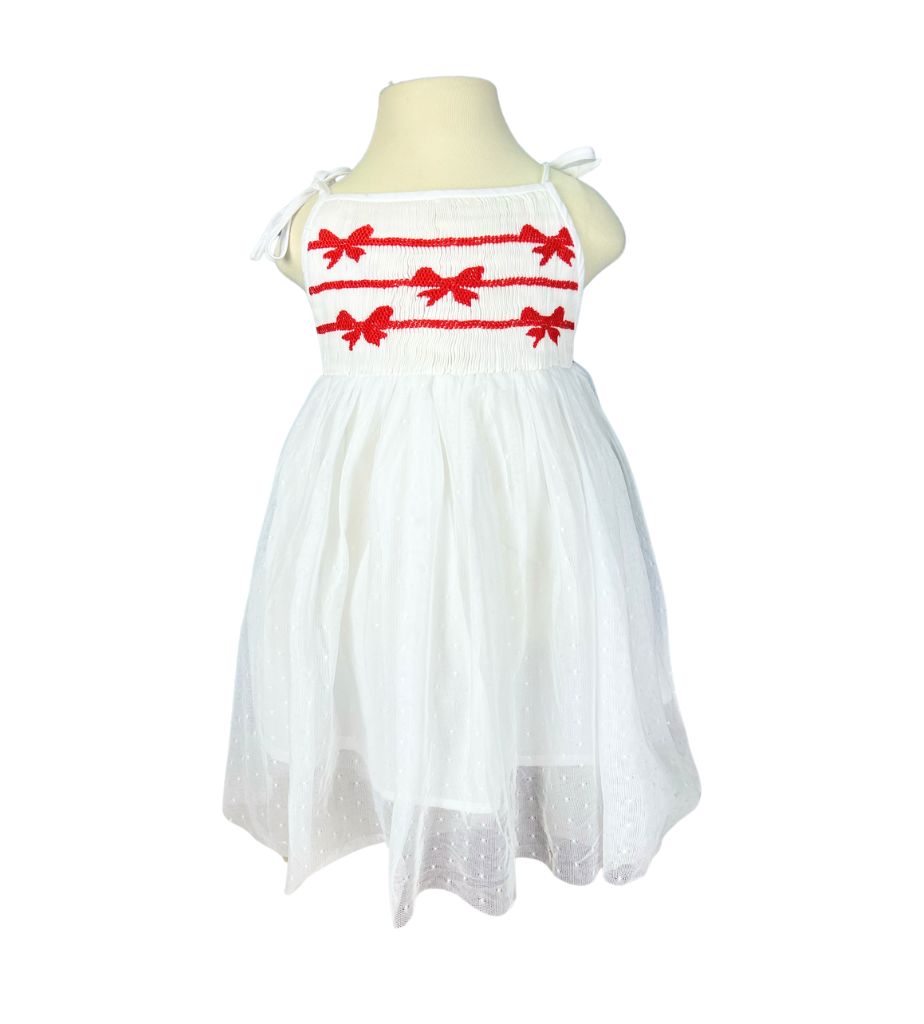 RTS07 - White smocked dress with hair bow pattern