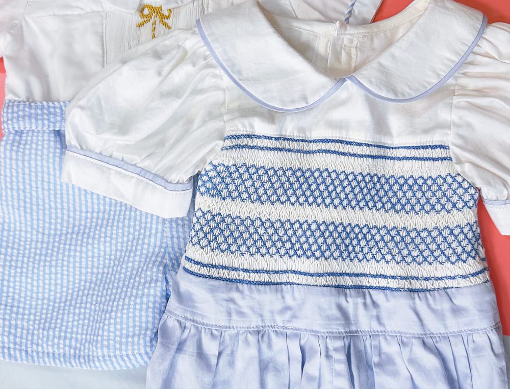 Geometric smocked boy rompers shortsleeves