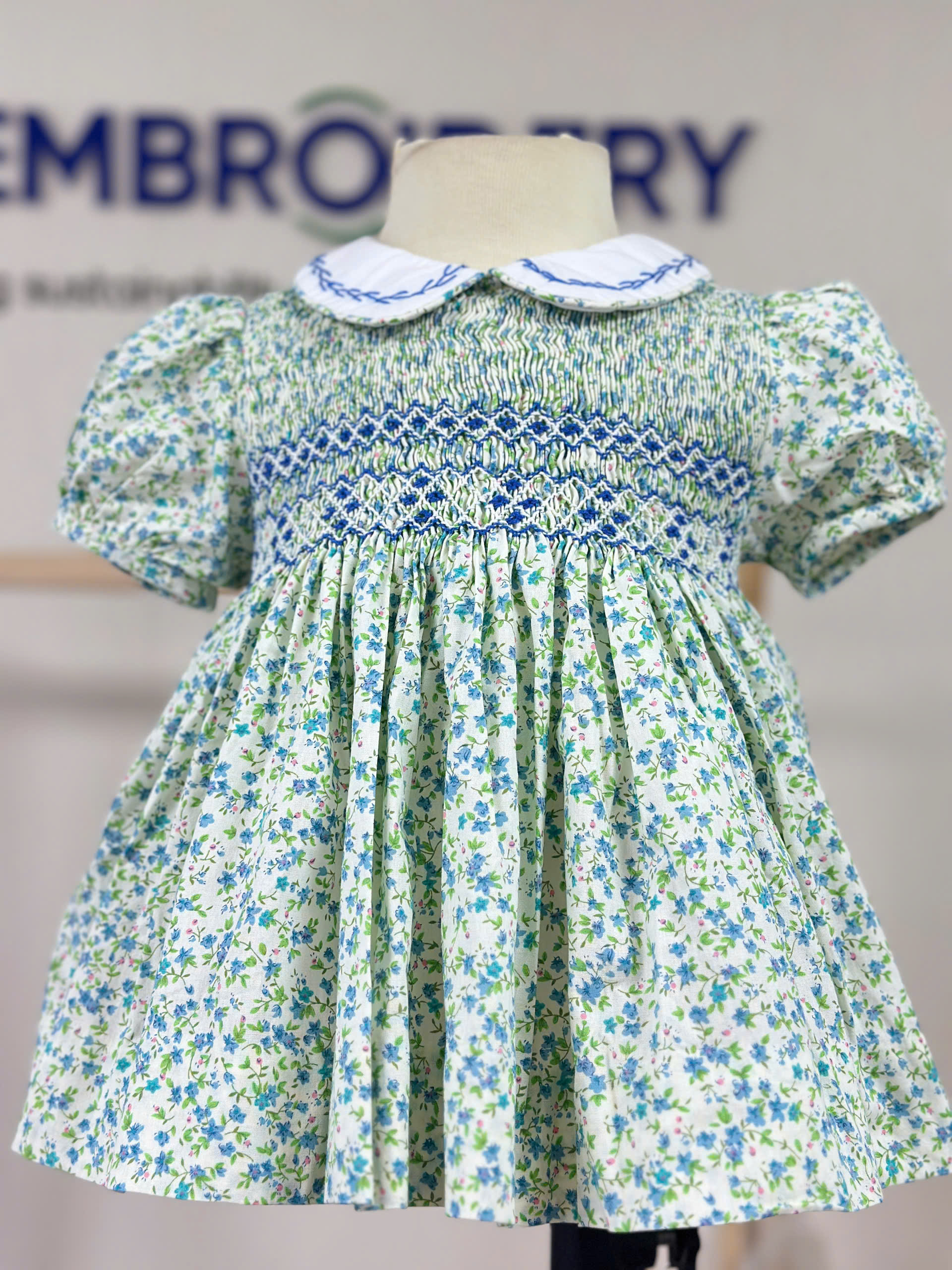 Green flower Pattern smocked princess dress