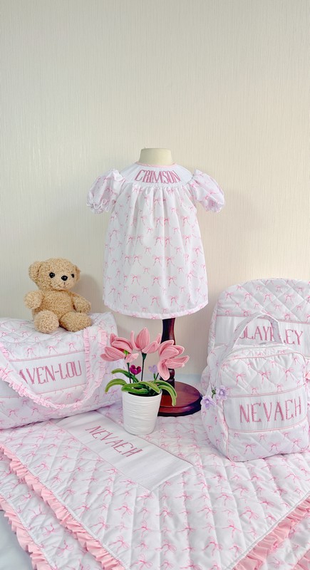 Trendy and Safe Newborn Winter Outfits 5